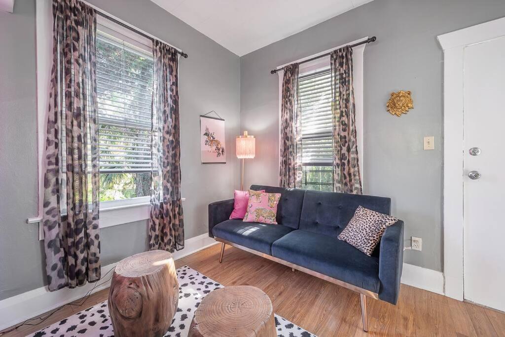 Jungle Themed Apt. Close To Coffee, Food + Shops! تامبا المظهر الخارجي الصورة